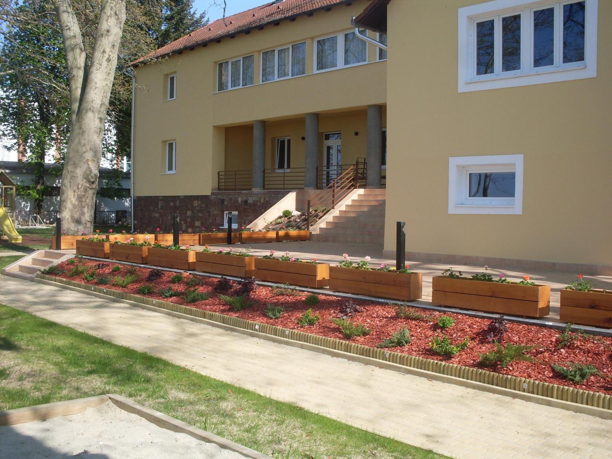 Bf Hotel Balatonföldvár Eksteriør bilde