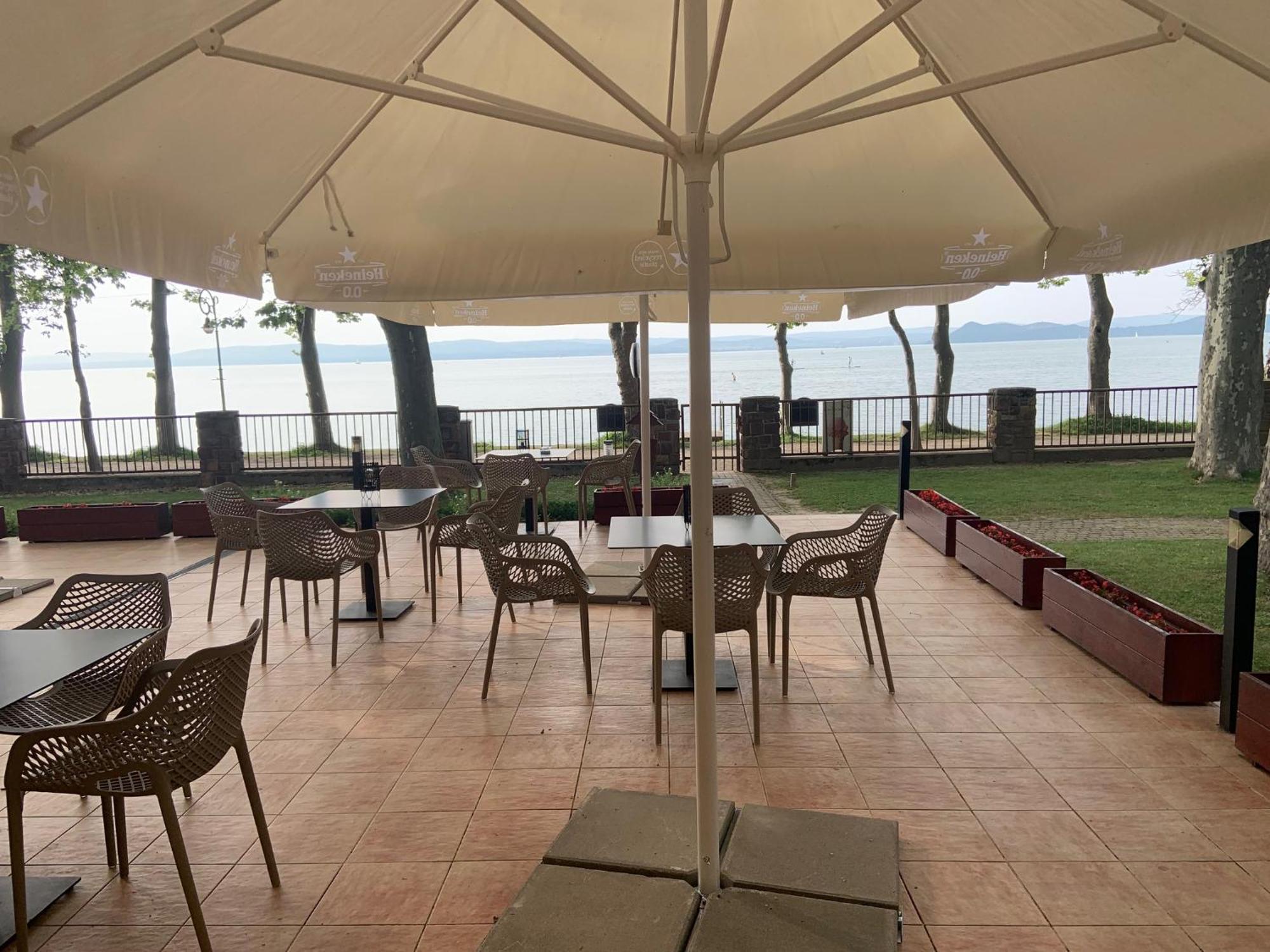 Bf Hotel Balatonföldvár Eksteriør bilde